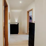 Amon L'vi Bresseur Casa de Férias